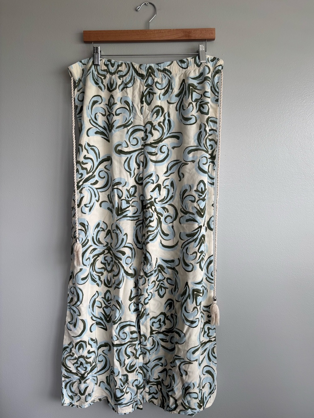 CeCe Wide Leg Rayon Pants Women’s Large Cream Green Blue Damask Vacation Travel